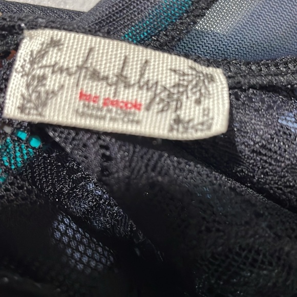 🆕 Free People intimates lace lines floral black bodysuit Size XS - Picture 5 of 8